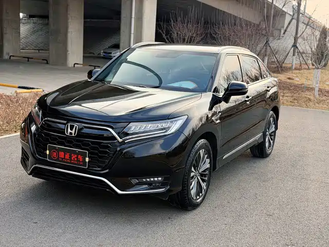 HONDA UR V