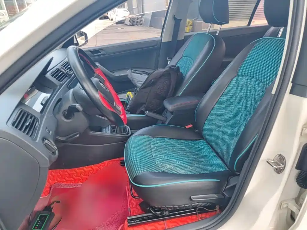 Volkswagen Santana — миниатюра 15