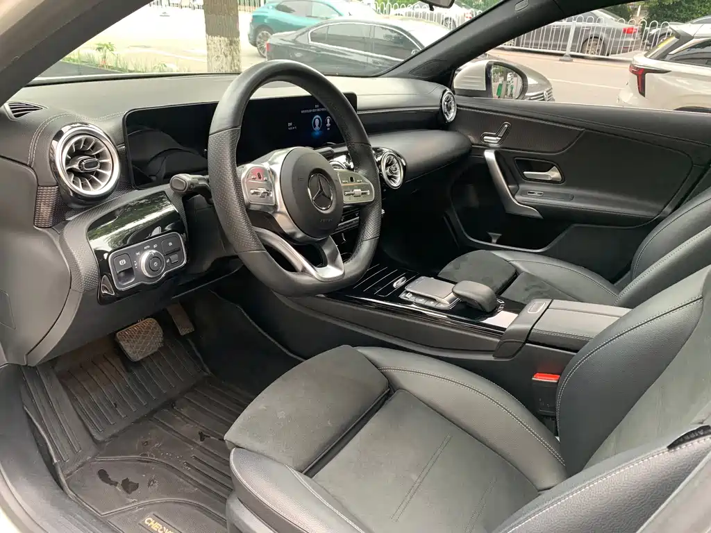 Mercedes-Benz A-Class — миниатюра 8