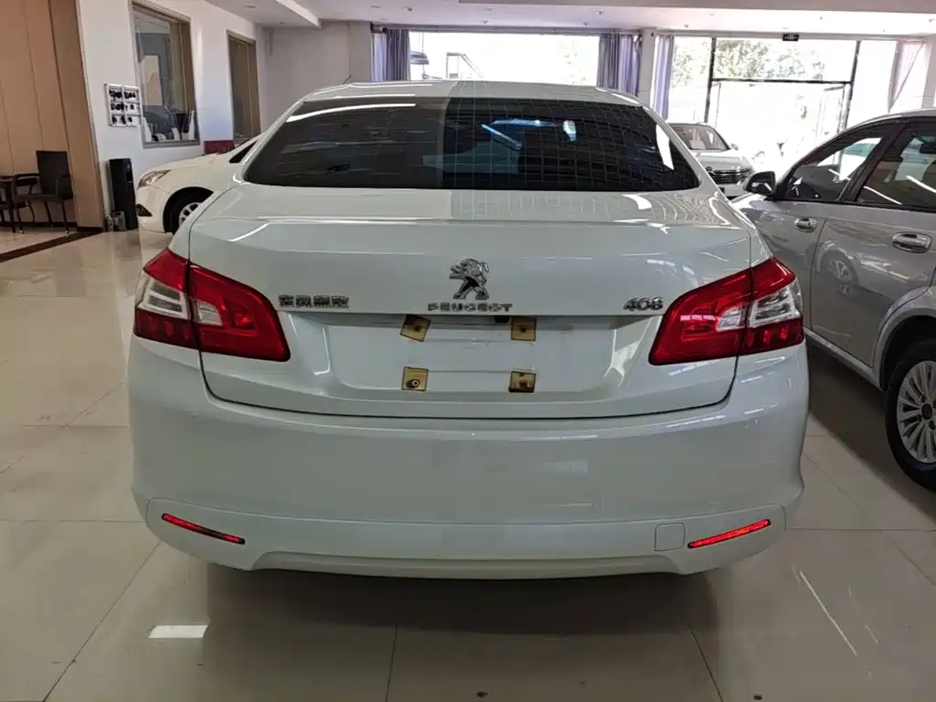 Peugeot 408 — миниатюра 6