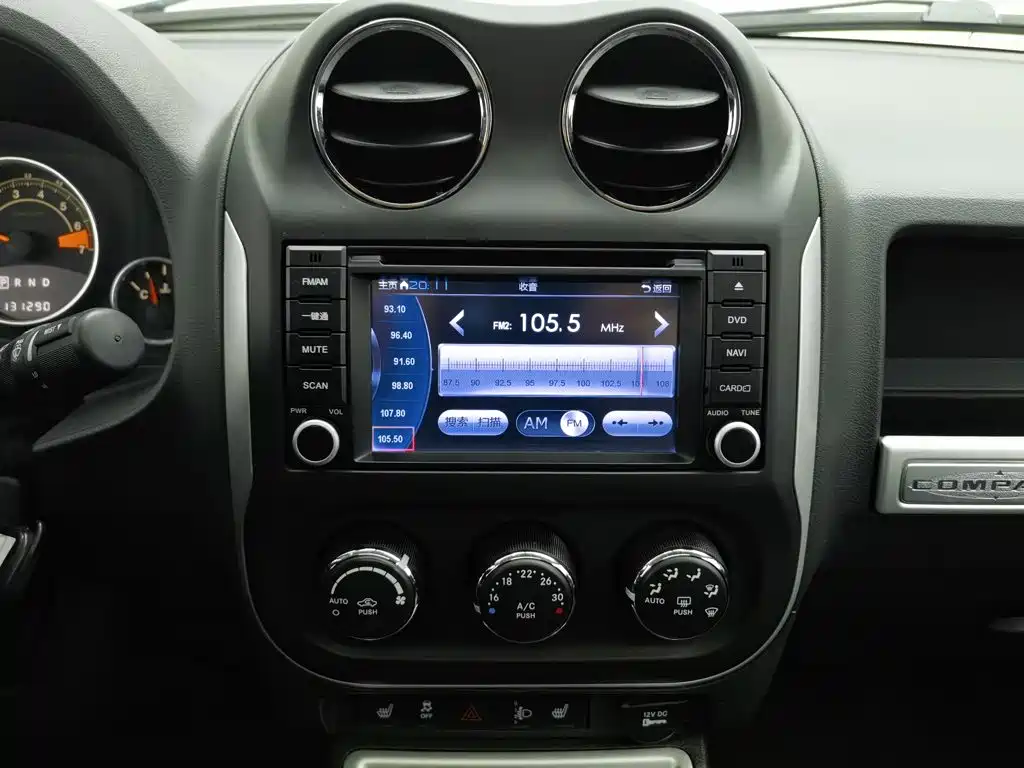 Jeep Compass (Import) — миниатюра 12