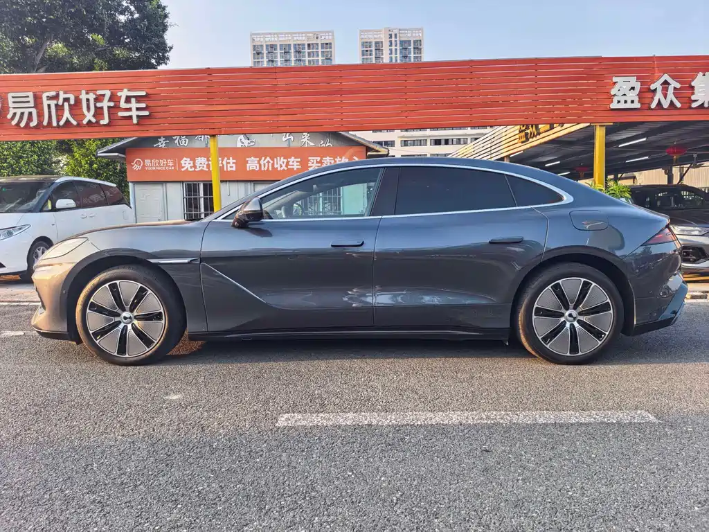 Denza Denza Z9GT — миниатюра 4