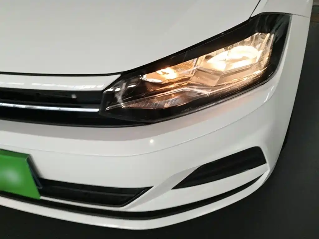 Volkswagen Polo — миниатюра 24