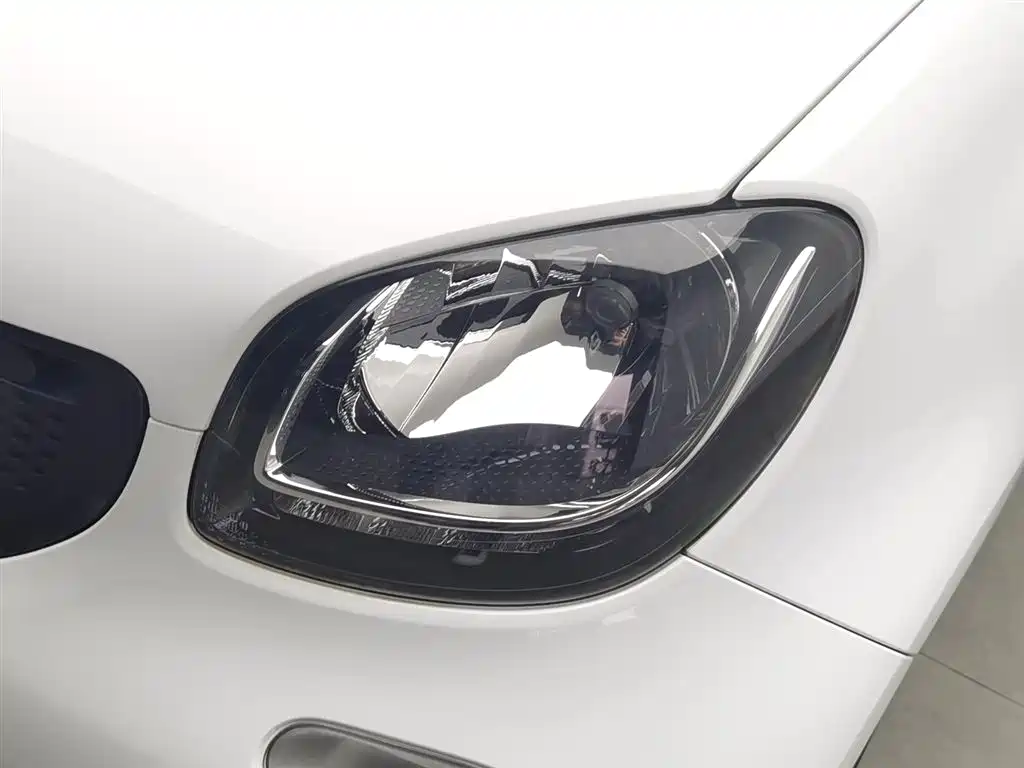 Smart fortwo 2018 1.0L 52 V