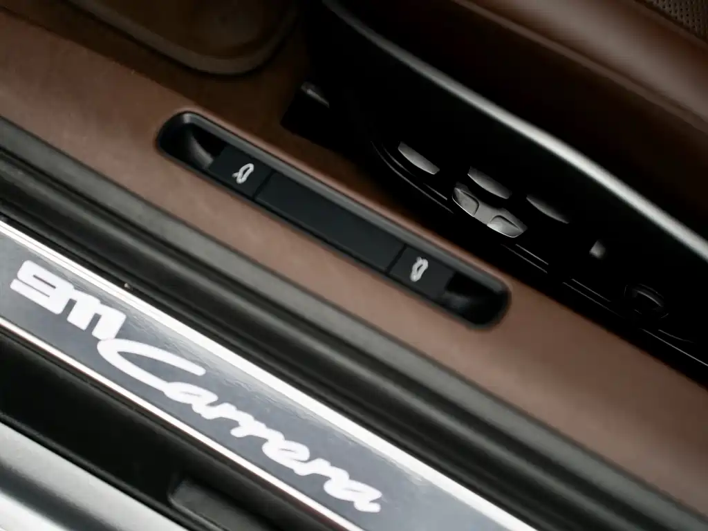 Porsche 911 2020 Carrera 3.0T