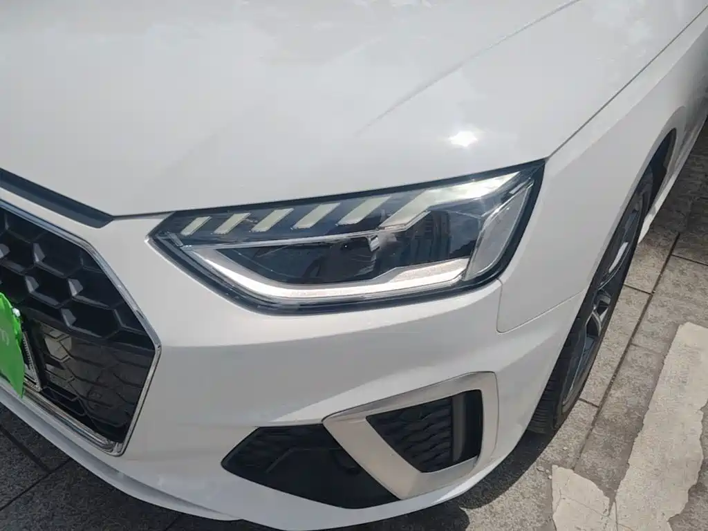 Audi A4L — миниатюра 24