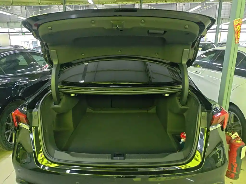 Buick LaCrosse — миниатюра 19