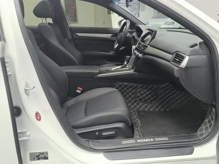 Honda Inspire 2022 260TURBO