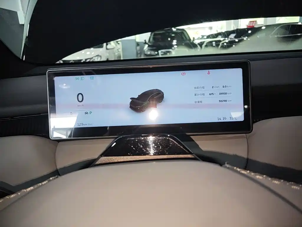 NIO ET5T — миниатюра 12