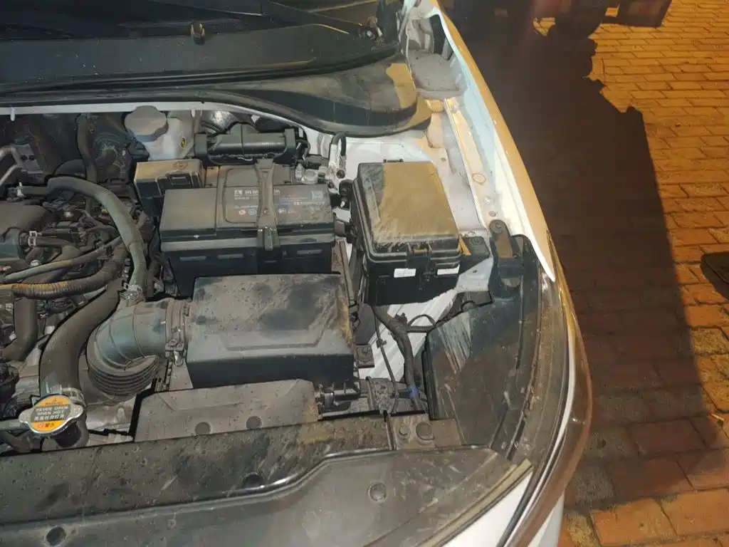 Hyundai Elantra — миниатюра 21