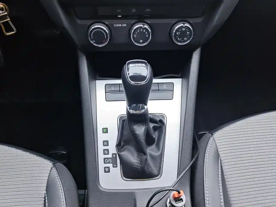 Skoda Octavia — миниатюра 16