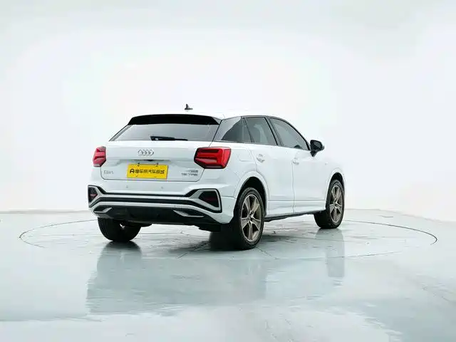 Audi Q2L — миниатюра 5