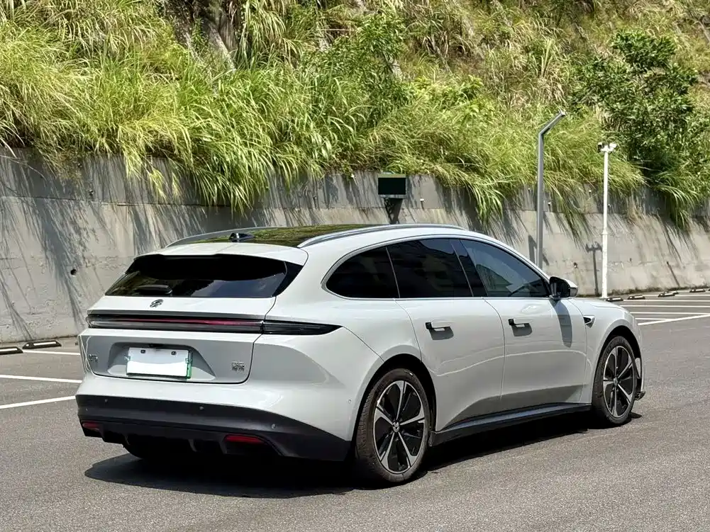 NIO ET5T — миниатюра 9