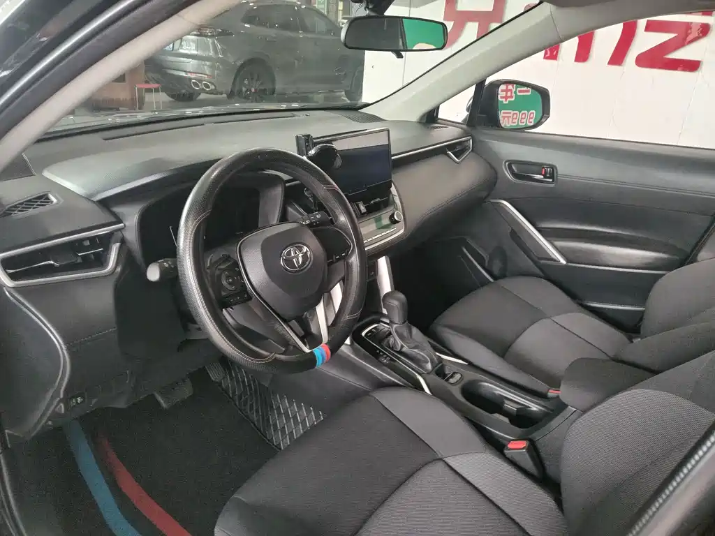 Toyota Frontlander — миниатюра 7