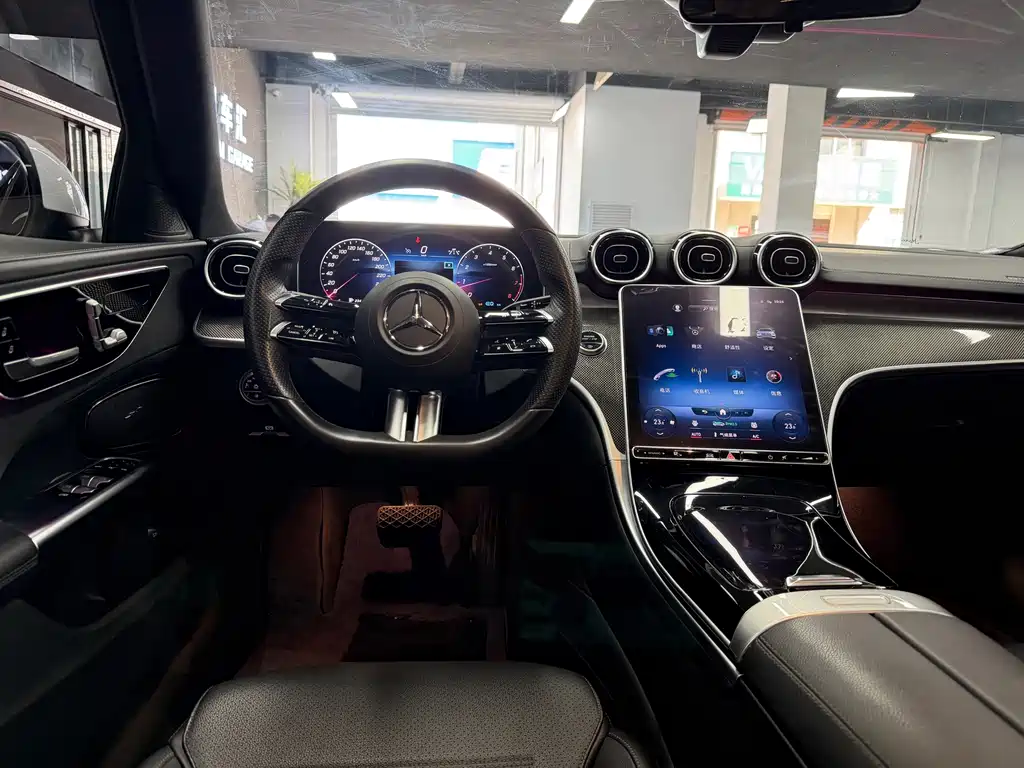 Mercedes-Benz C-Class — миниатюра 7