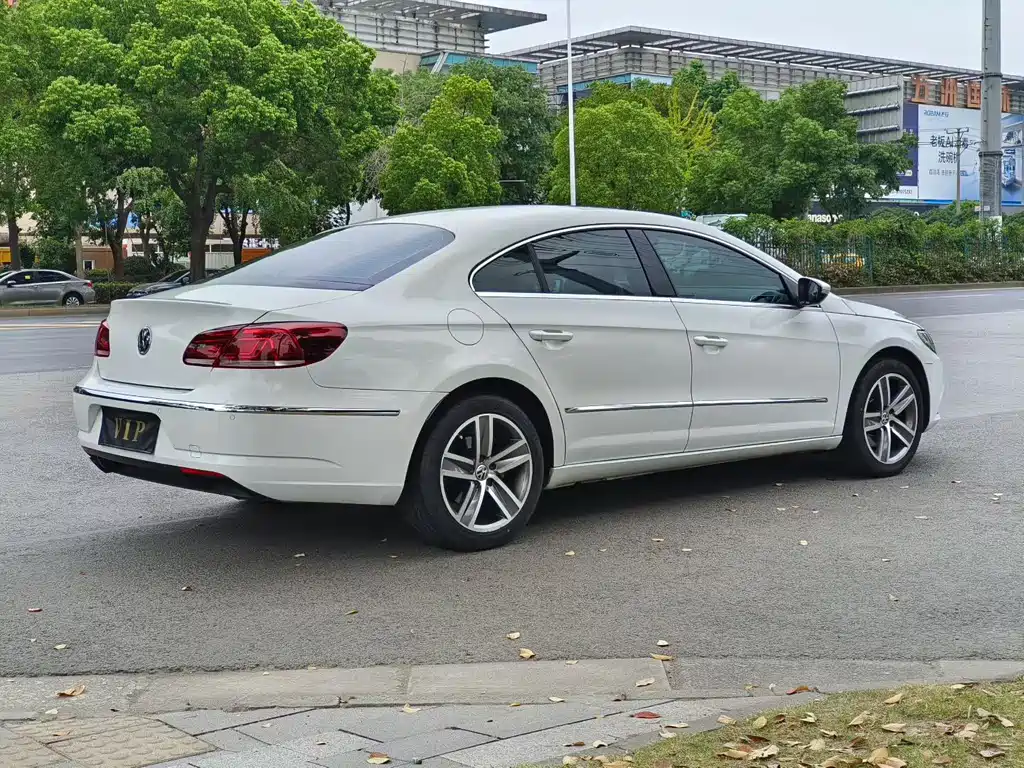 Volkswagen CC — миниатюра 9