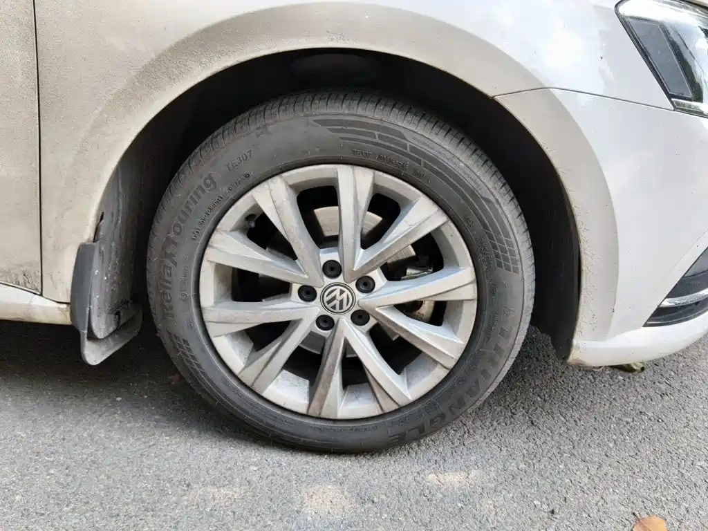 Volkswagen Lavida — миниатюра 8