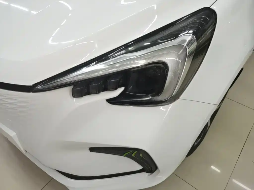 Changan Benben E-Star — миниатюра 24