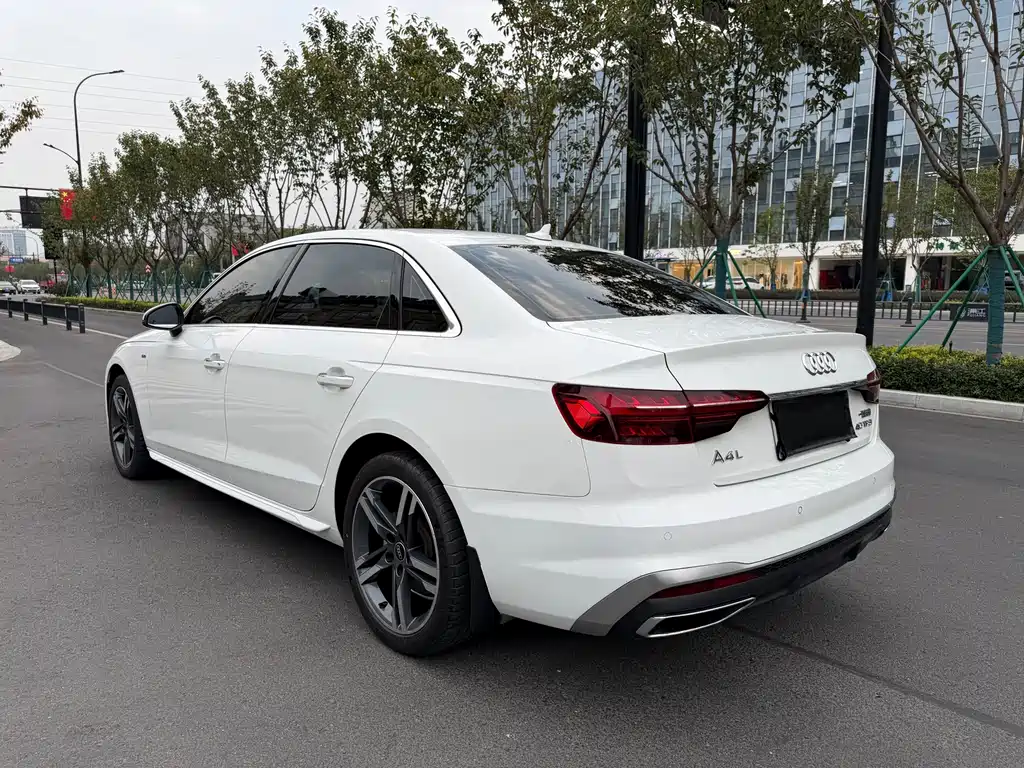 Audi A4L — миниатюра 6