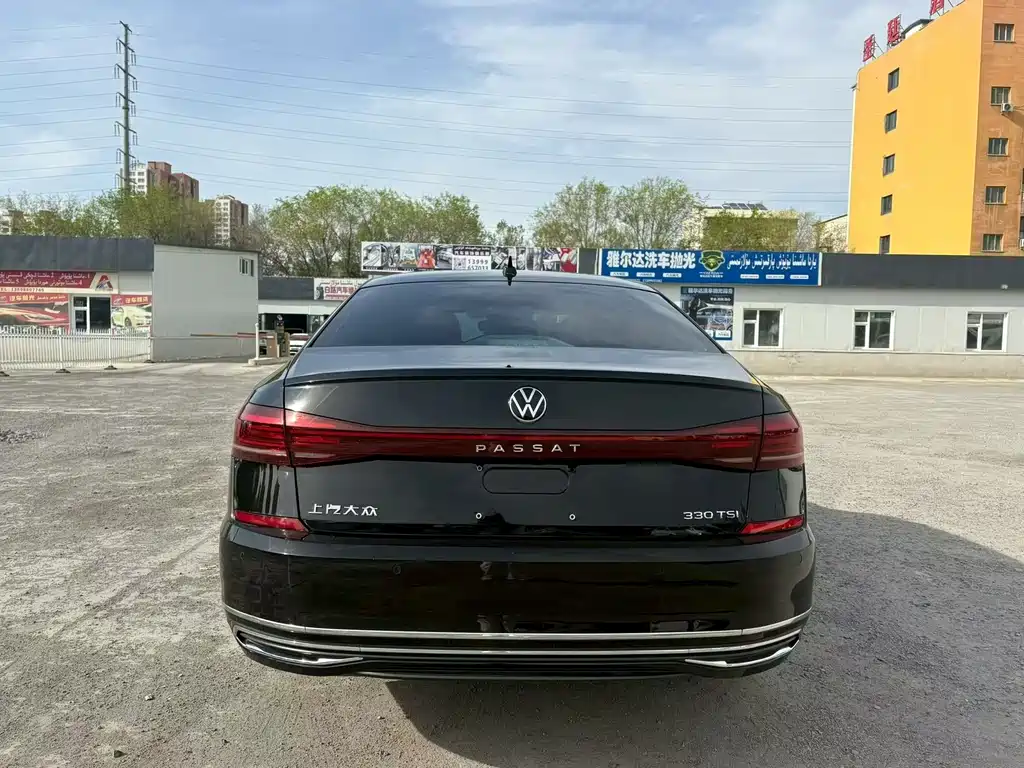 Volkswagen Passat - фото 8