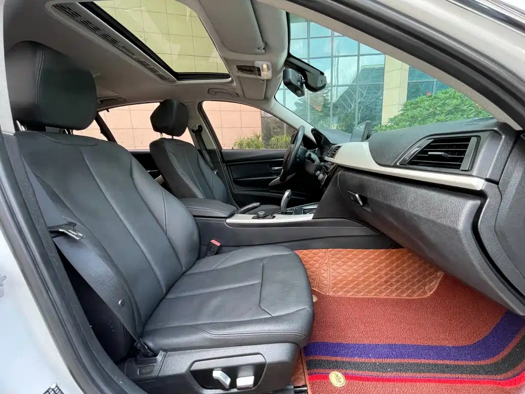 BMW 3 Series — миниатюра 12