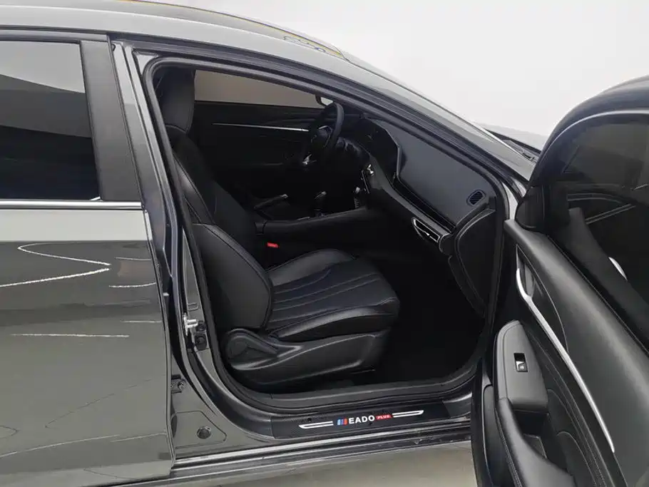 Changan Eado — миниатюра 8