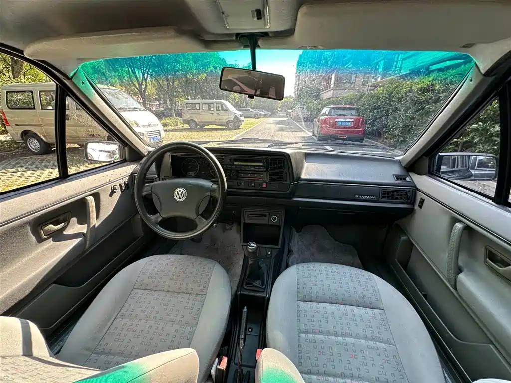 Volkswagen Santana 08 1.8 MT