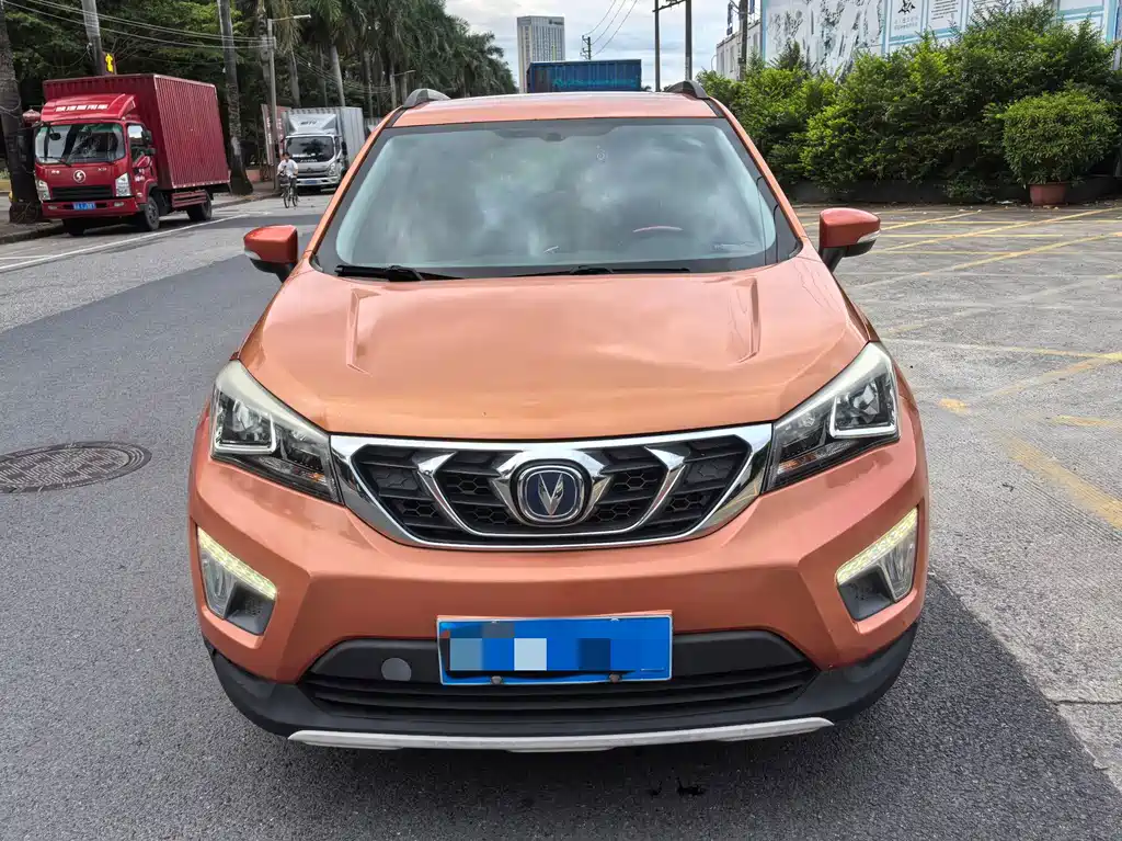 Changan CS15 — миниатюра 2