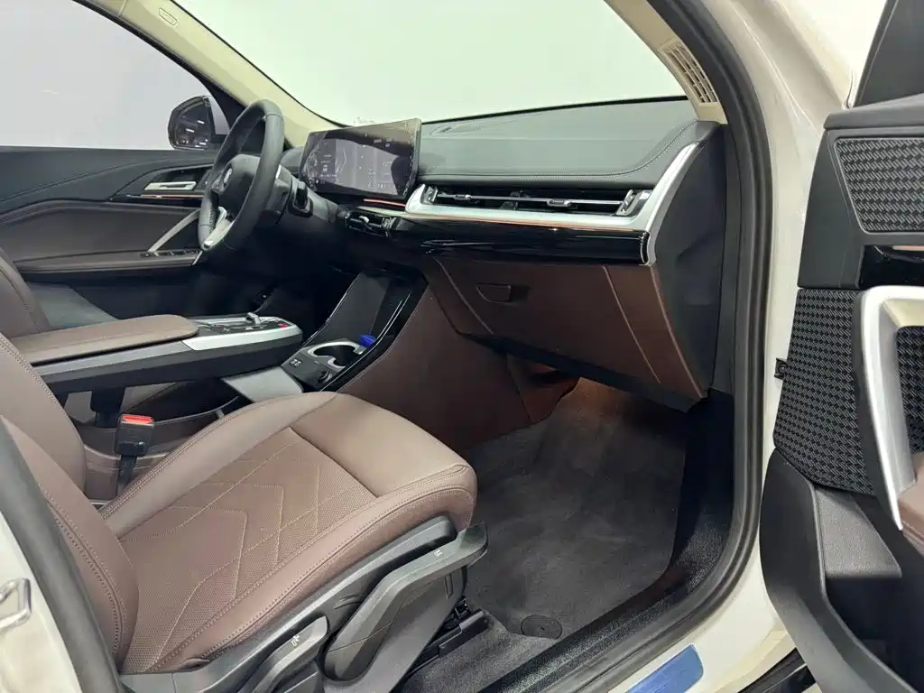 BMW X1 — миниатюра 7