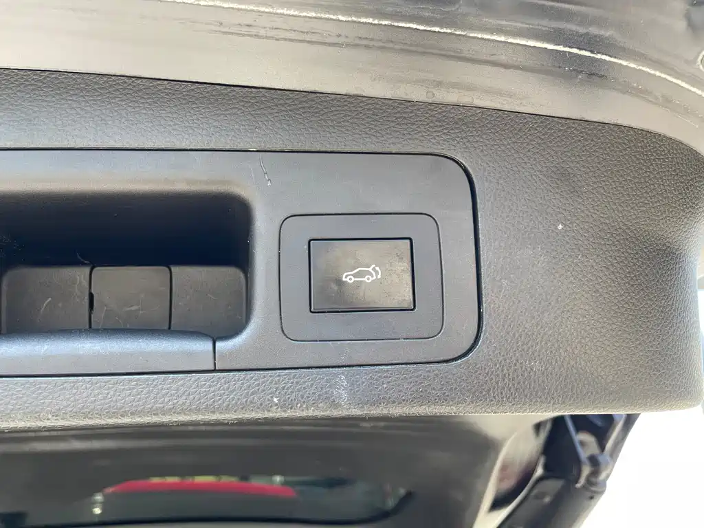 GAC Motor Trumpchi GS8 — миниатюра 23