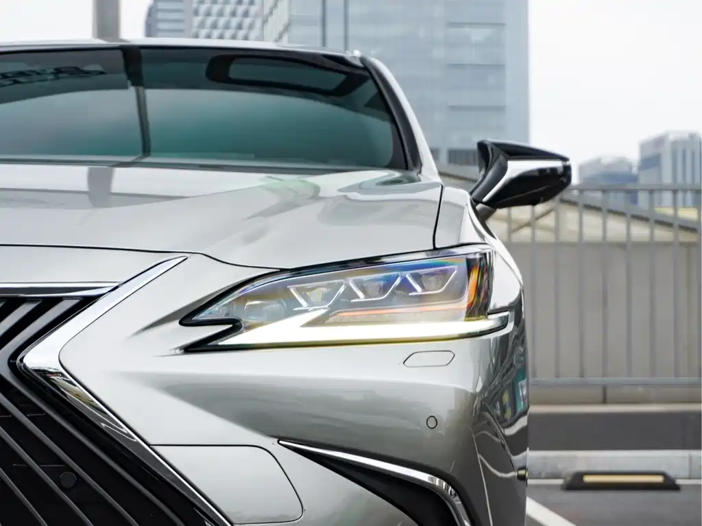 Lexus ES — миниатюра 2
