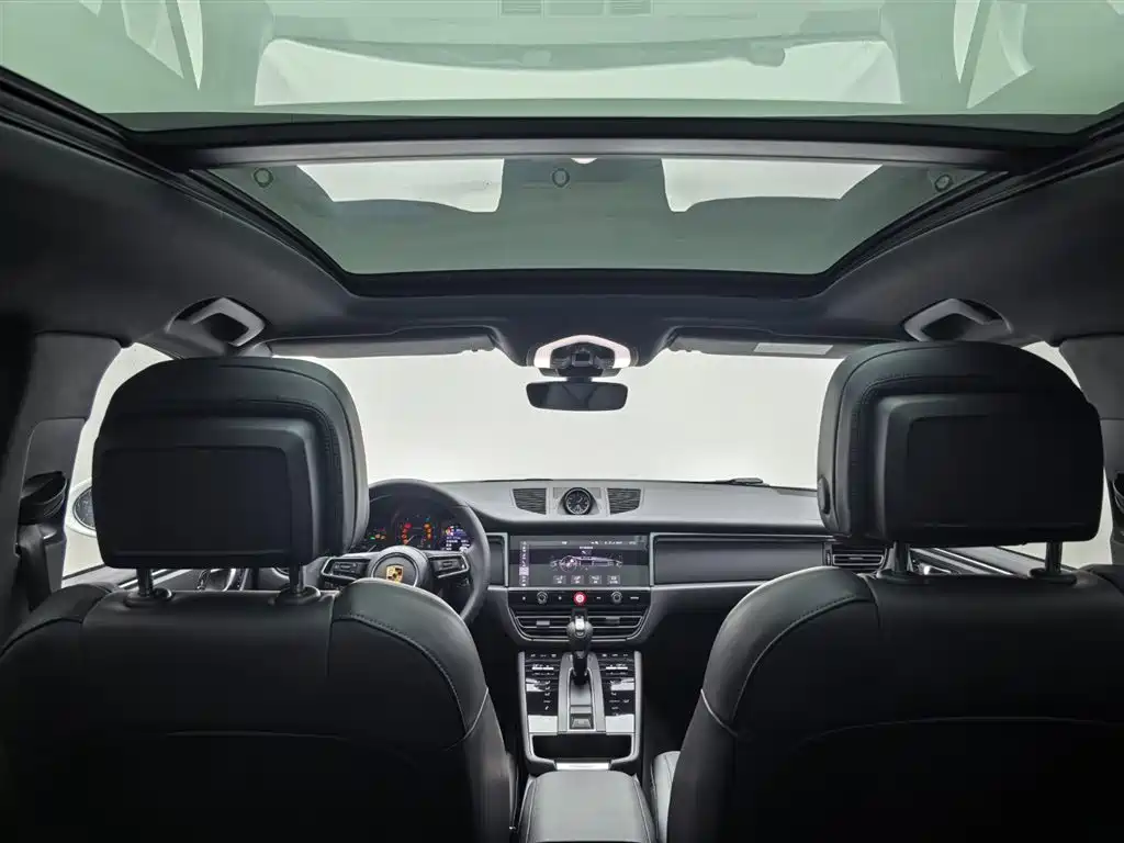 Porsche Macan — миниатюра 34