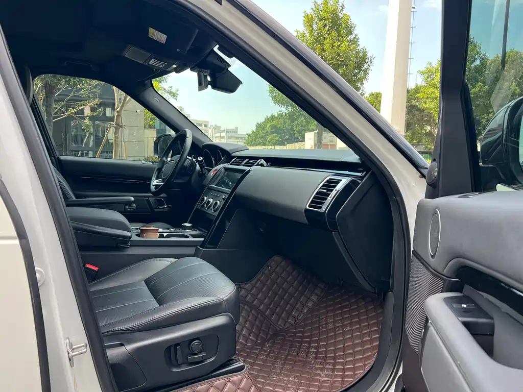 Land Rover Discovery — миниатюра 5