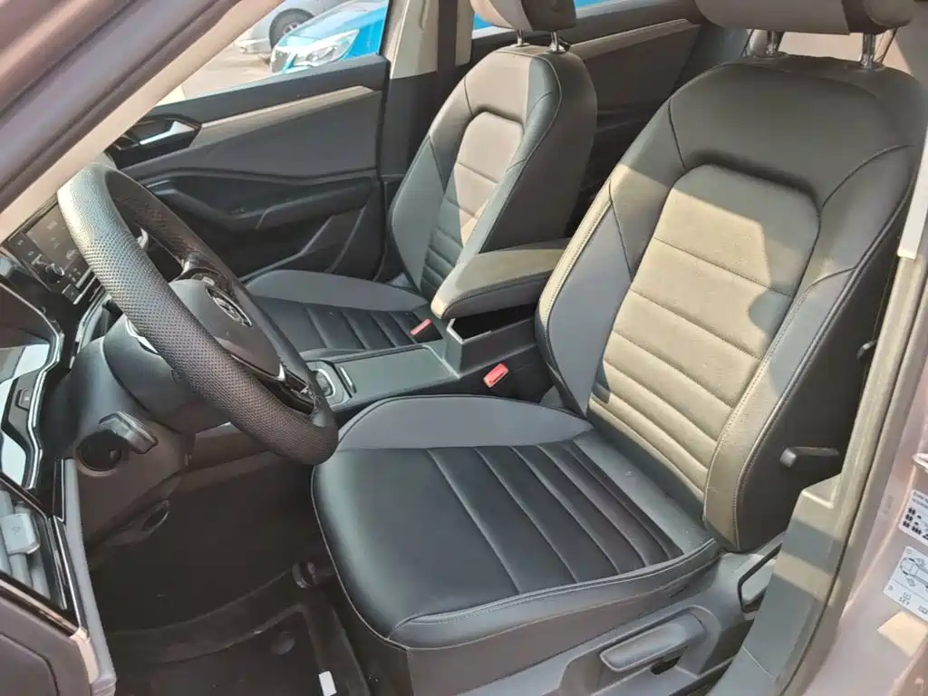 Volkswagen Sagitar — миниатюра 15