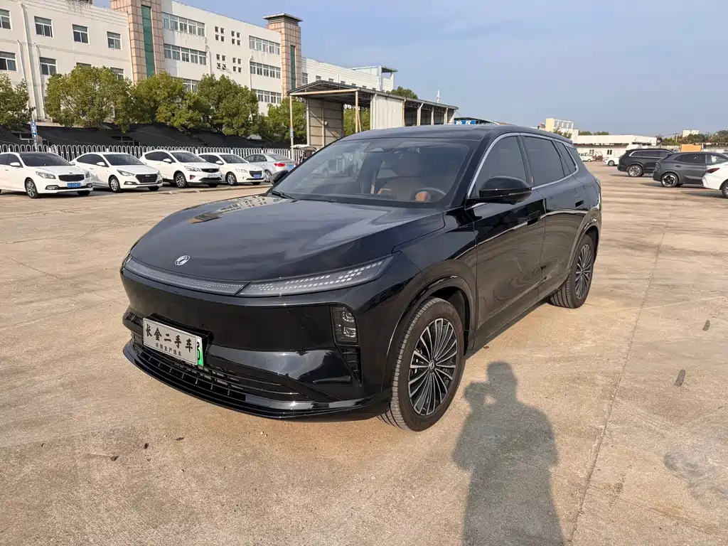 Aeolus L8