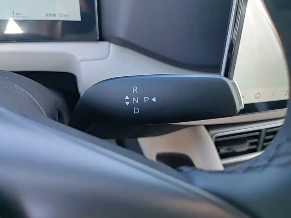 BYD Yuan UP — миниатюра 14