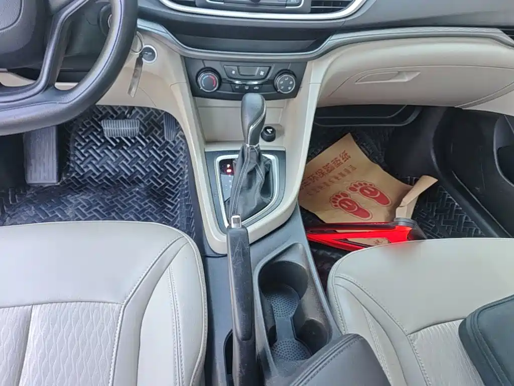 Buick Excelle — миниатюра 14