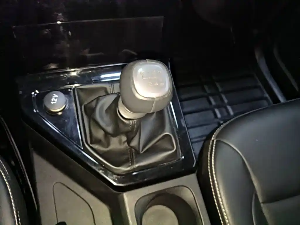 Wuling Hongguang PLUS — миниатюра 14