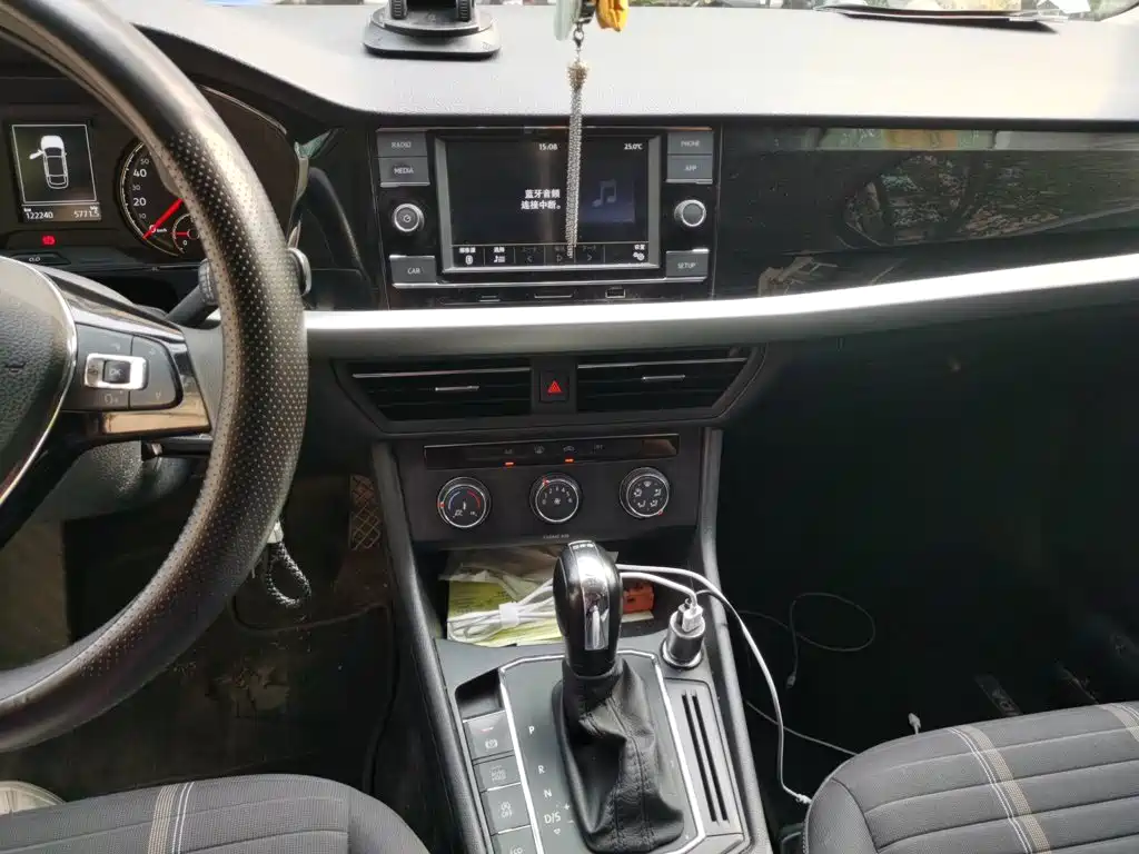 Volkswagen Lavida — миниатюра 9
