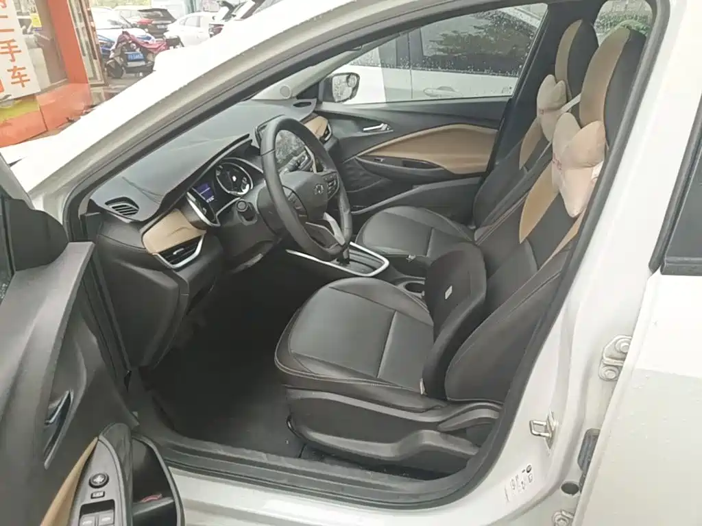 Chevrolet Cavalier — миниатюра 15
