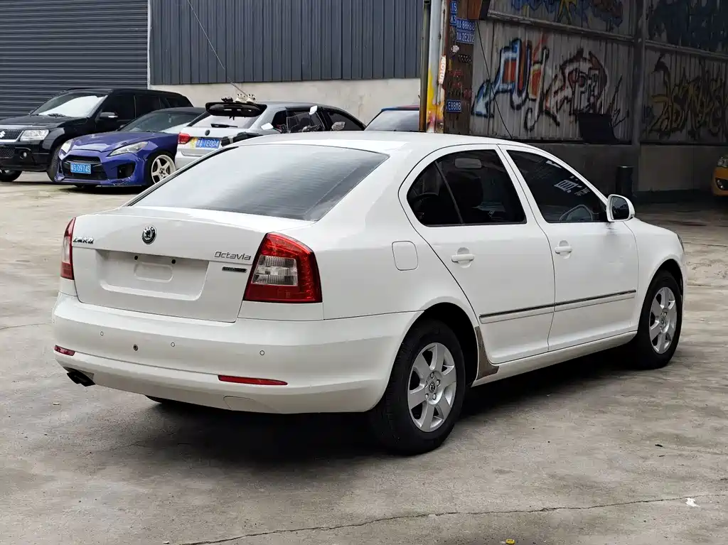 Skoda Octavia — миниатюра 12