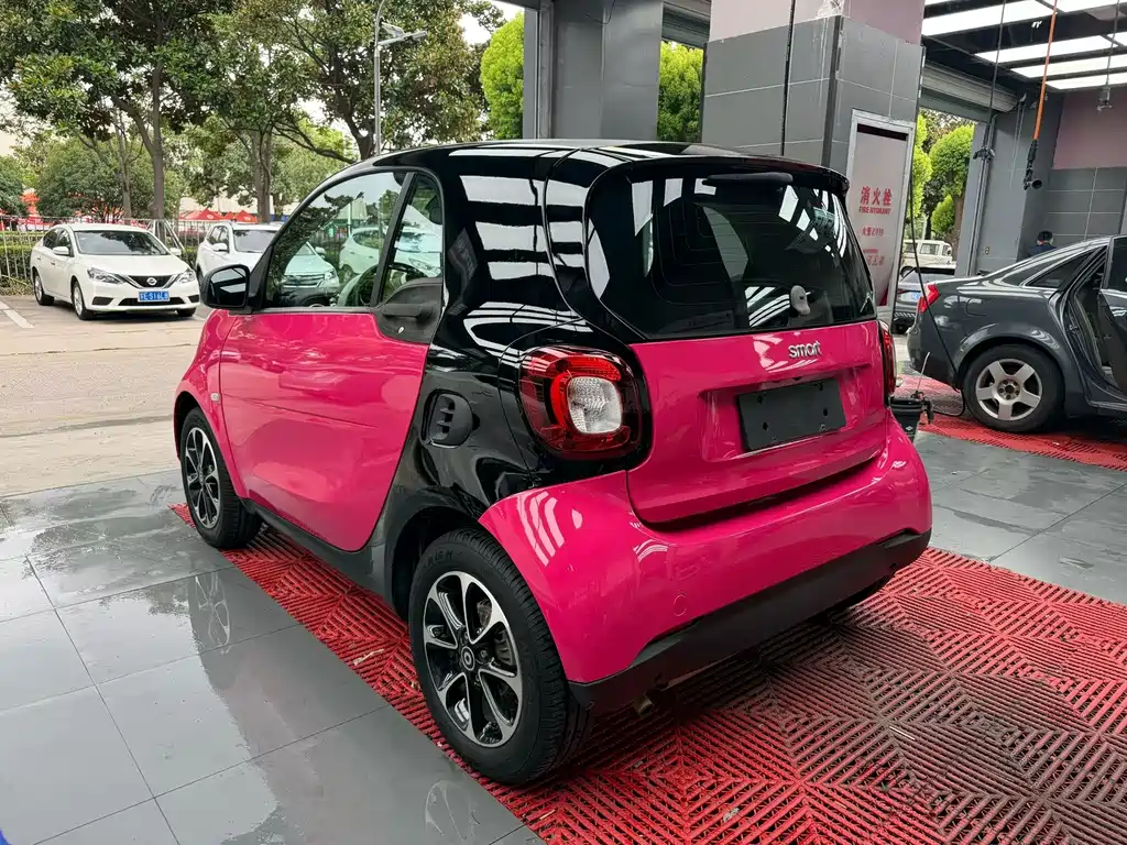 smart Smart Fortwo — миниатюра 6