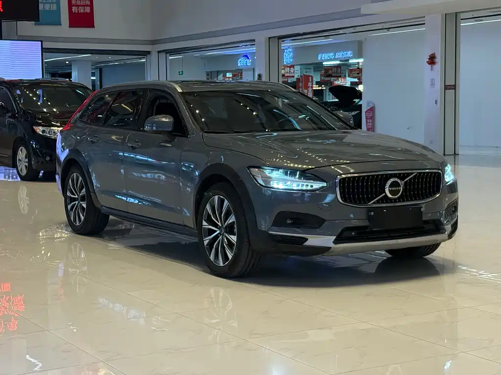 Volvo V90 — миниатюра 3