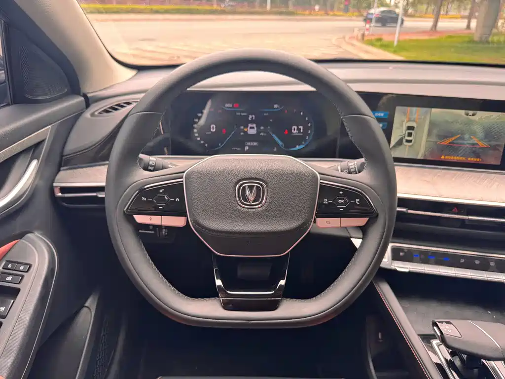 Changan Eado — миниатюра 8