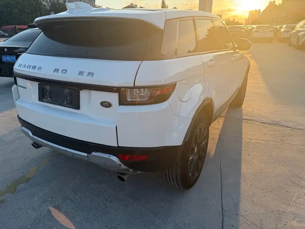 Land Rover Evoque — миниатюра 11