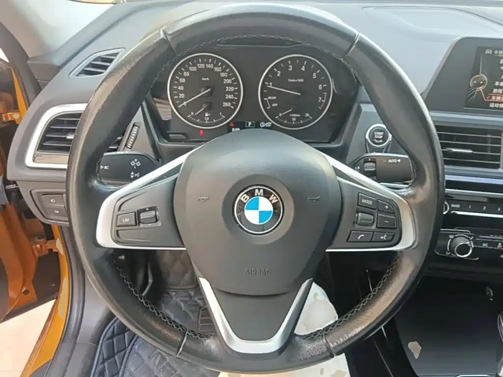 BMW 1 Series — миниатюра 11