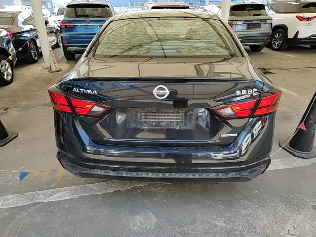 Nissan Teana — миниатюра 6