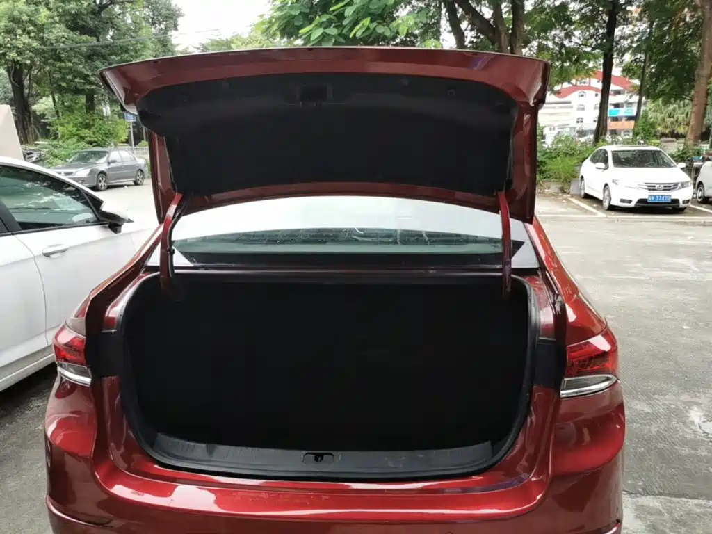 Buick Excelle — миниатюра 19