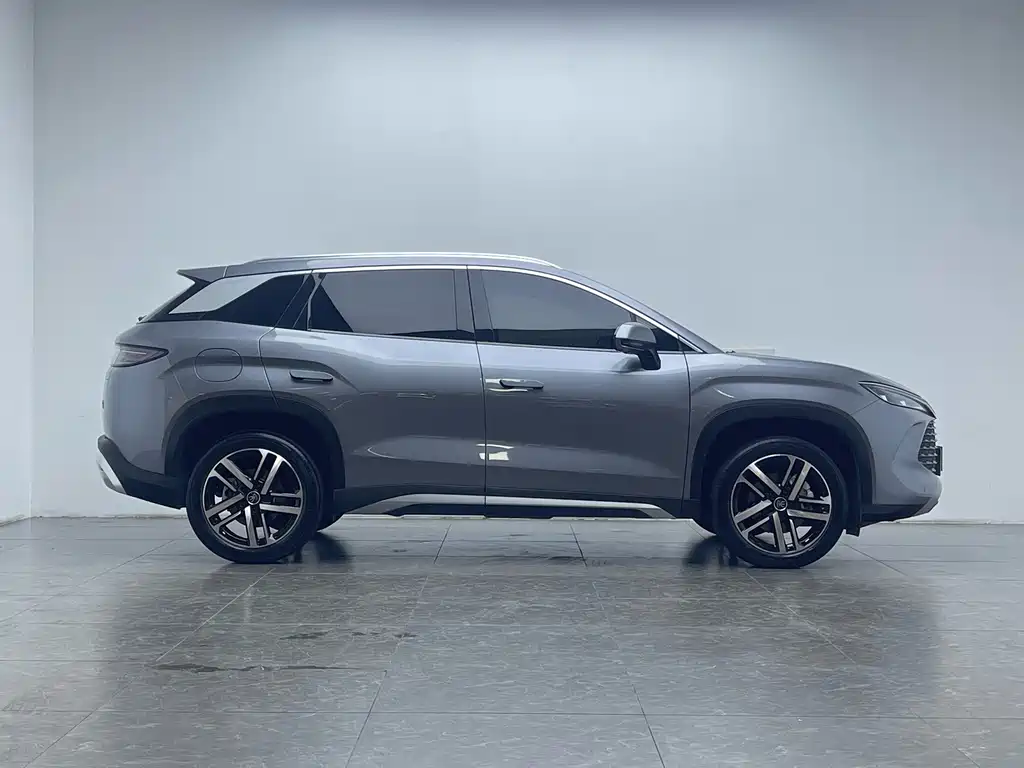 BYD L DM-i — миниатюра 9