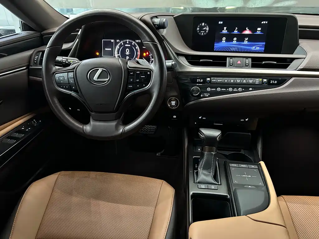 Lexus ES — миниатюра 21